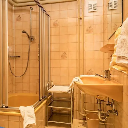 Haus Mohrle 1 Apartamento Uberlingen